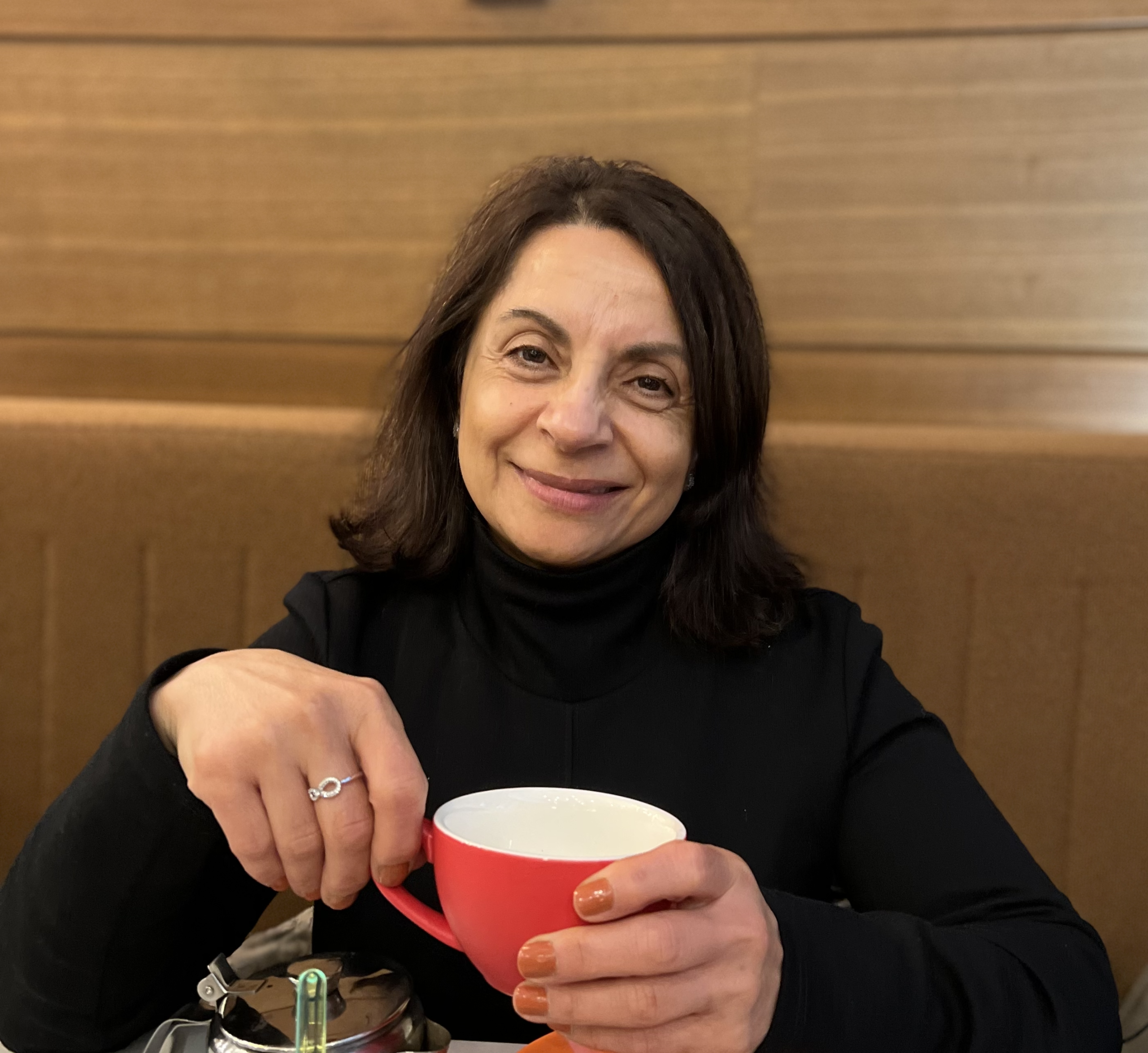 Dr Hanife' Clinical Psychologist Moonee Ponds